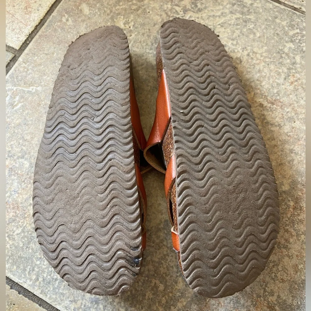 Madden Girl Bryceee Women’s Cognac Brown Padded Footbed Sandals Size 7.5 - Picture 2 of 4